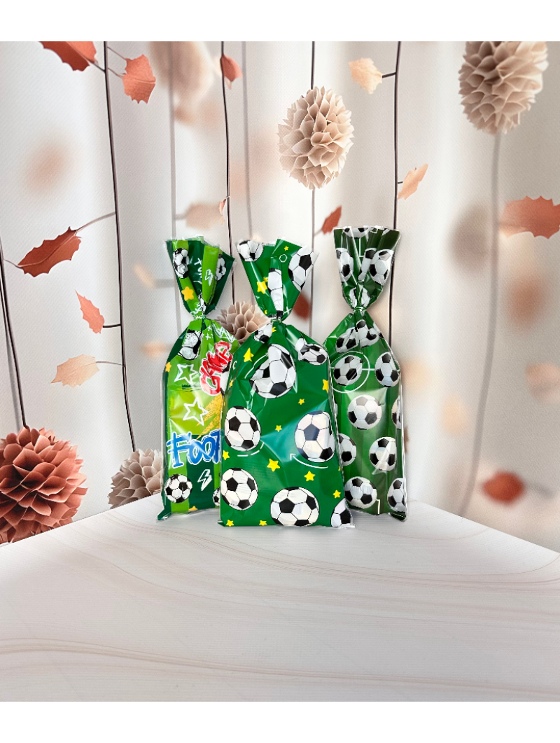 Подарунок для маленьких випускників, оригінальний набір дитячих солодощів для поздоровлення Подарунок для маленьких випускників, оригінальний набір дитячих солодощів для поздоровлення