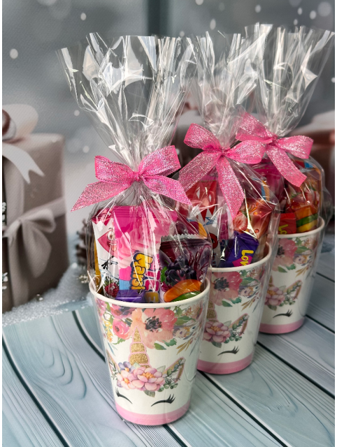 Дитячі солодощі,Солодкі частування для дитячого свята, Оригінальні набори цукерок для дитячої вечірки