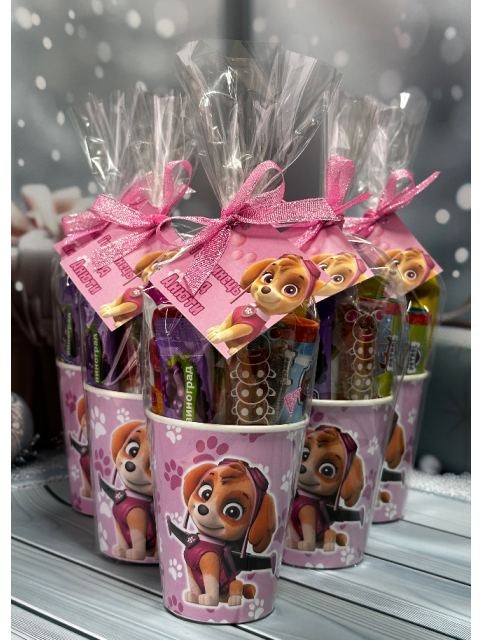 Стаканчик для дітей Щенячий патруль набір солодощів для дитини набір цукерок з листівкою