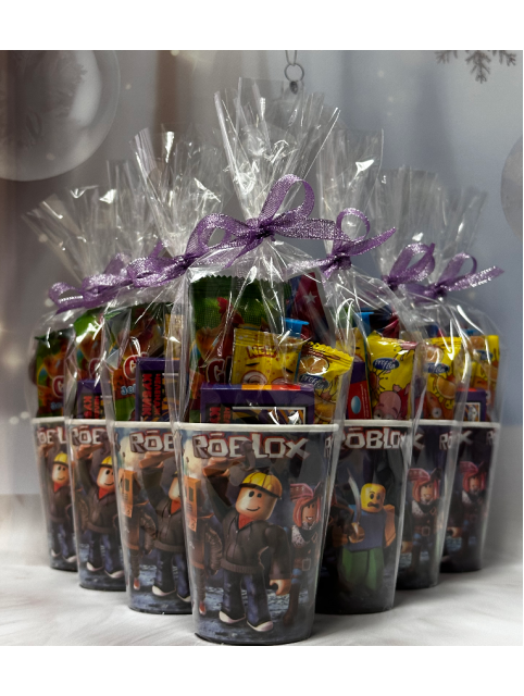 Солодкий стакан для дітей з листівкою