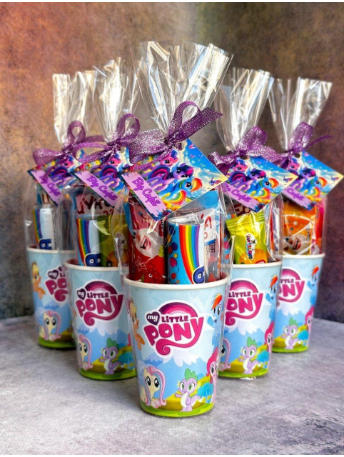 Індивідуальні пакетики для шкільного свята