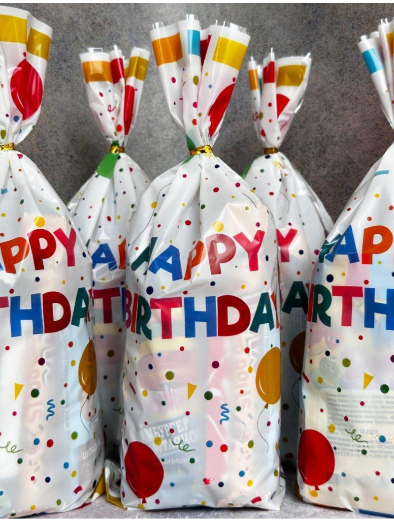 Пакунок із солодощами, подарунки для свята Пакунок із солодощами, подарунки для свята