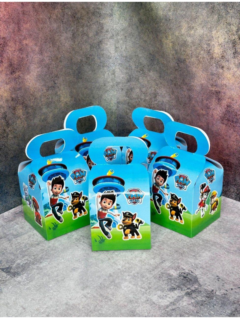 Подарунковий набір солодощів Подарунковий набір солодощів