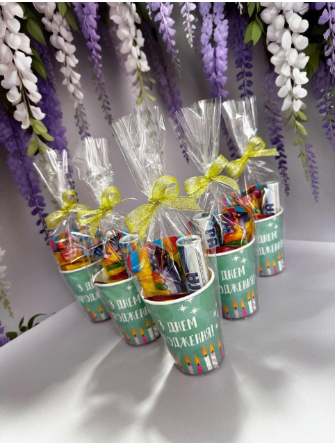 Набір смаколиків в школу